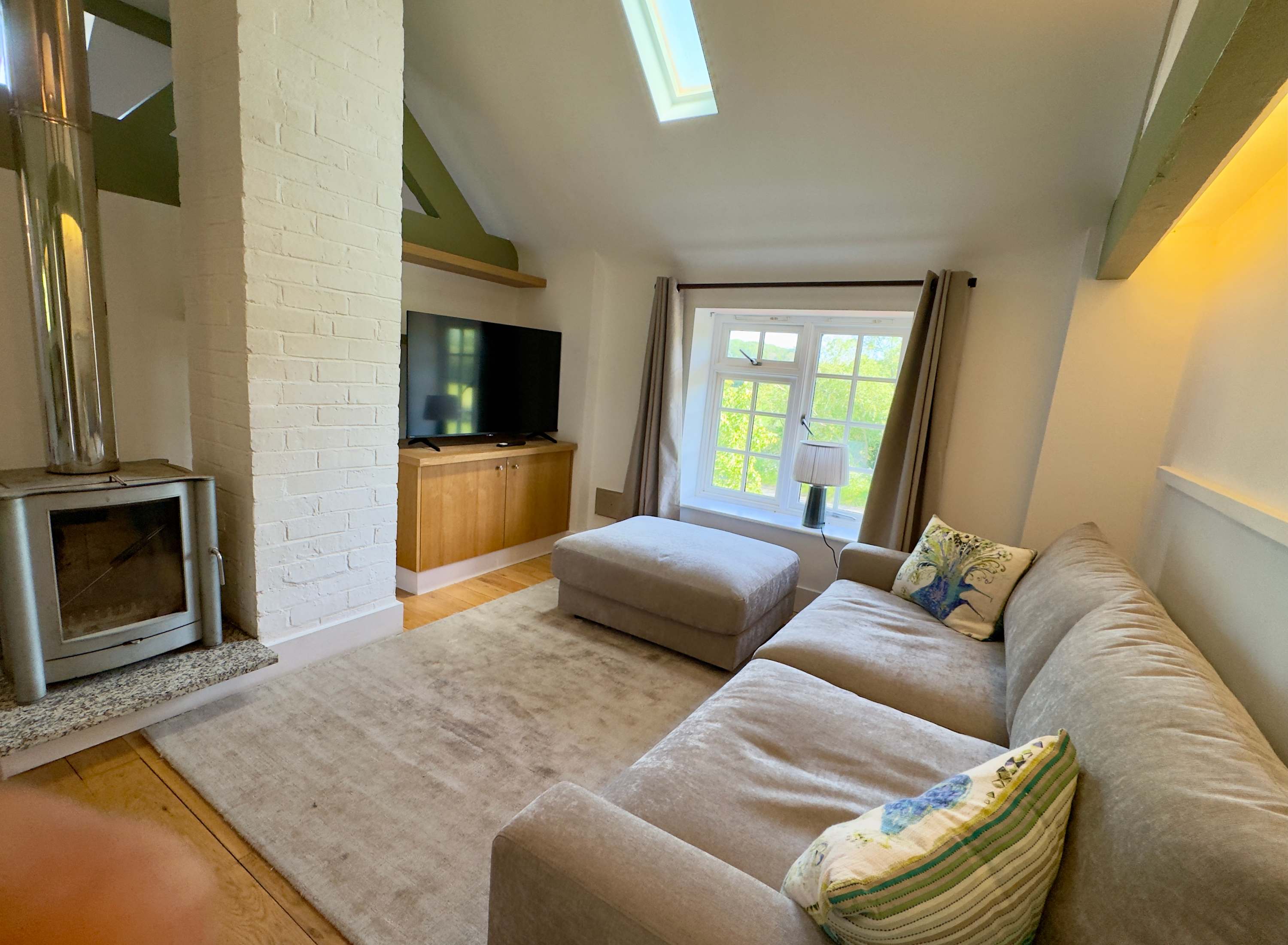 apartment in Pathlow — photo 4