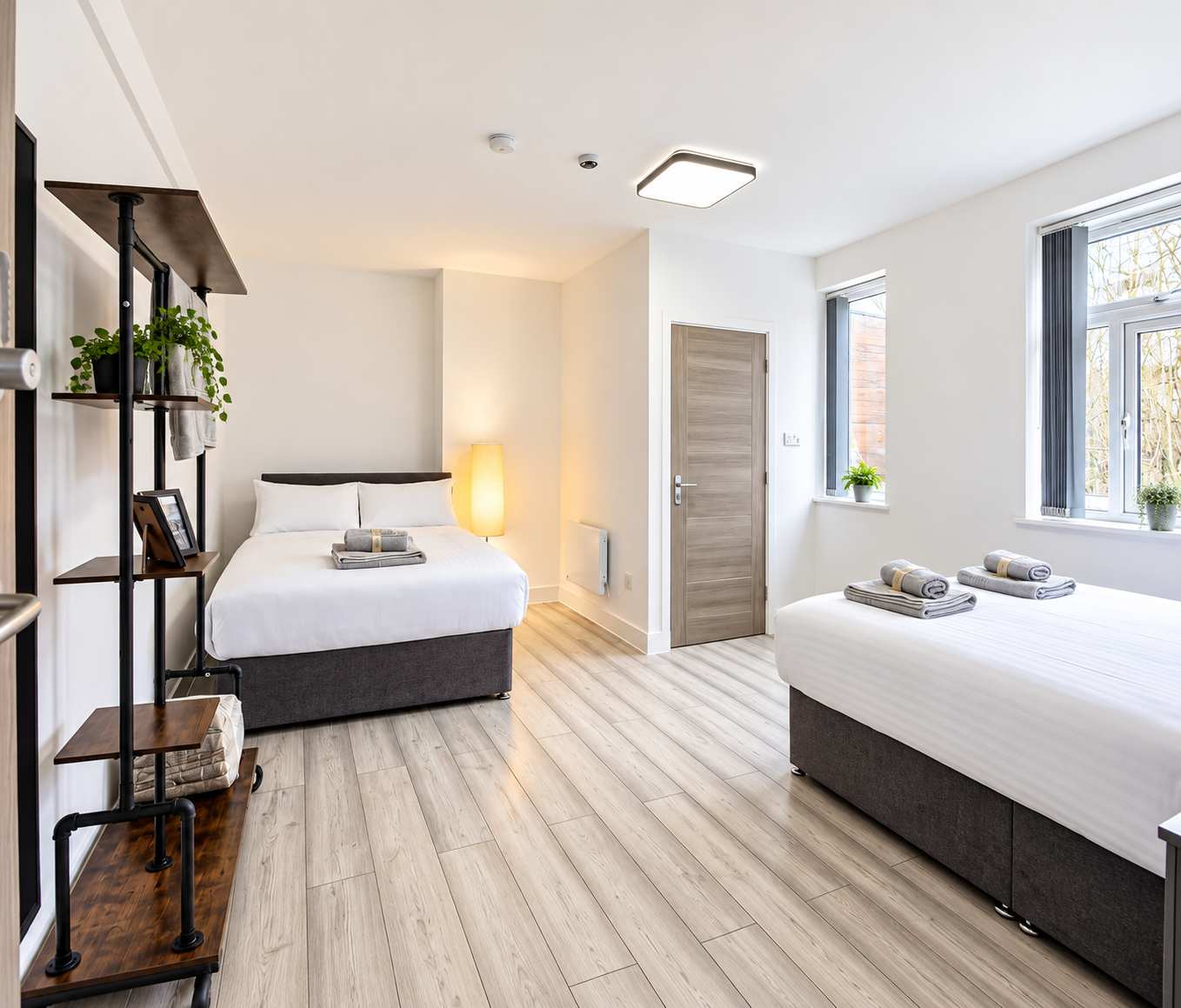 Private En-Suite · The Manchester Manor · Room 1 in Cheetham Hill